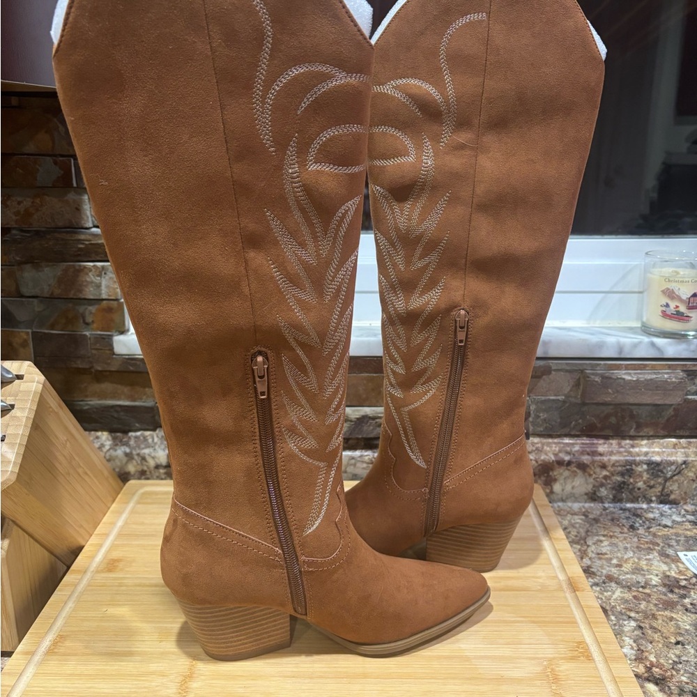 Brown Suede Western Boots